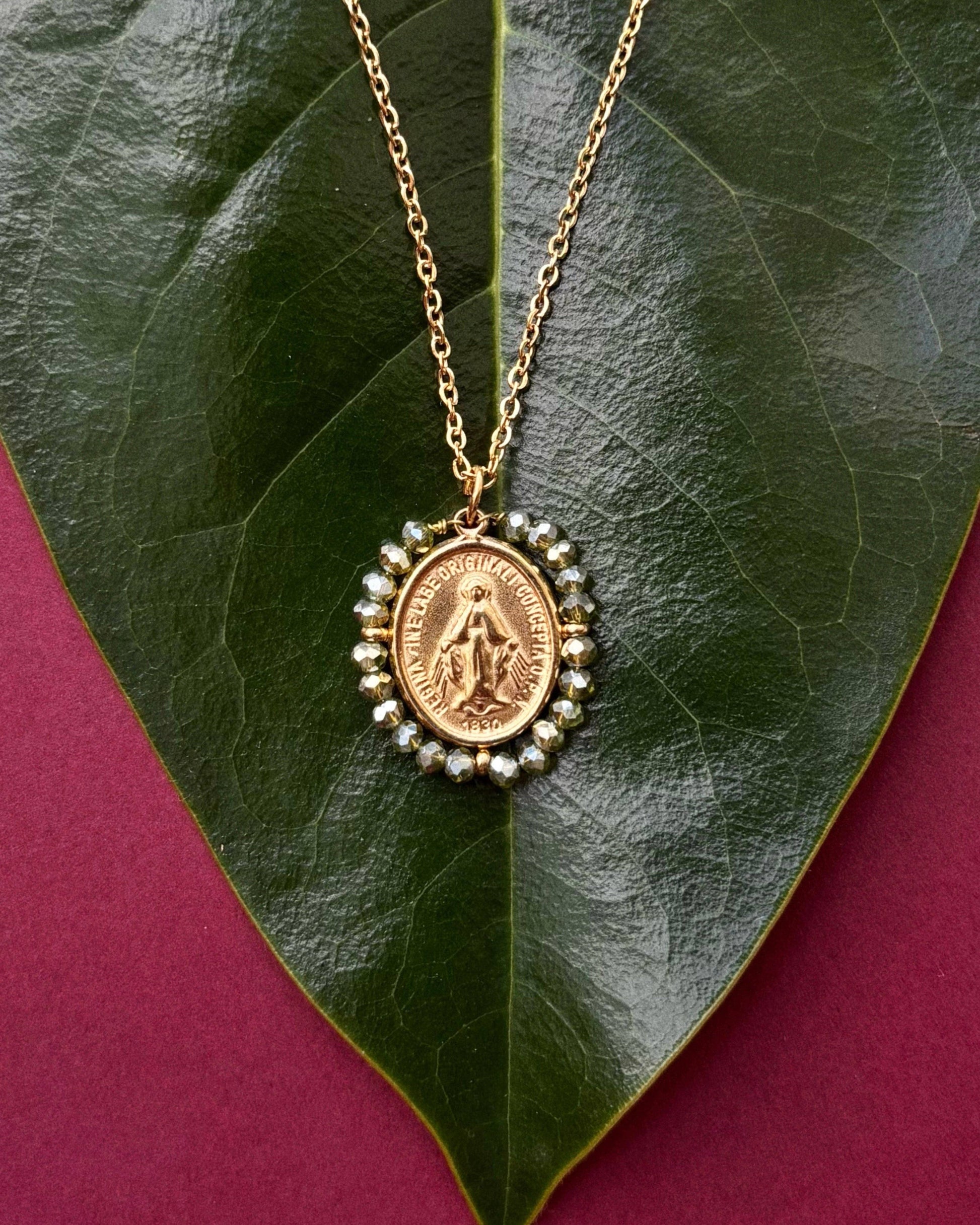 Santa Maria — Necklace Shiny Green