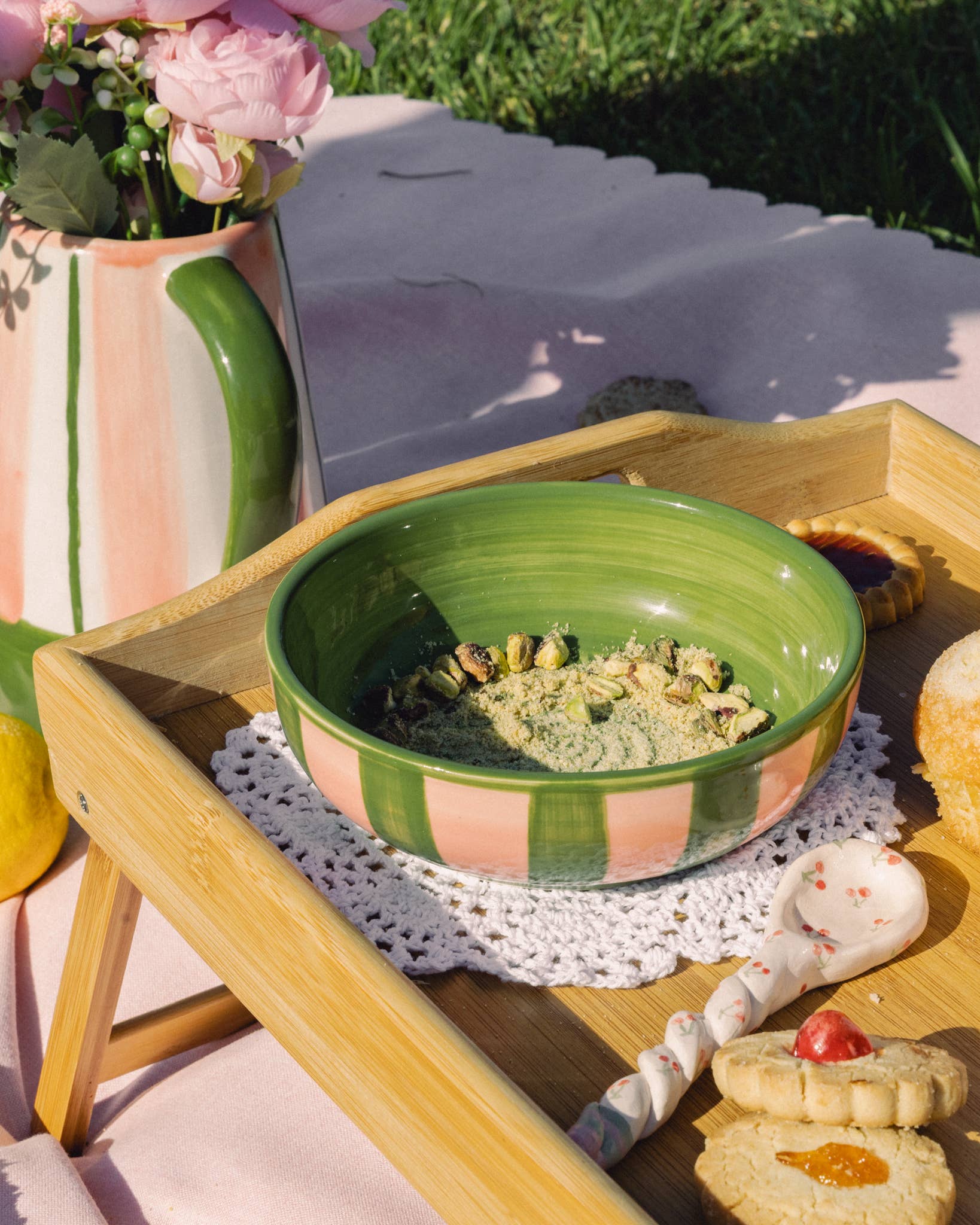 Medium Ceramic Garlic Grater Plate — Elizabeth