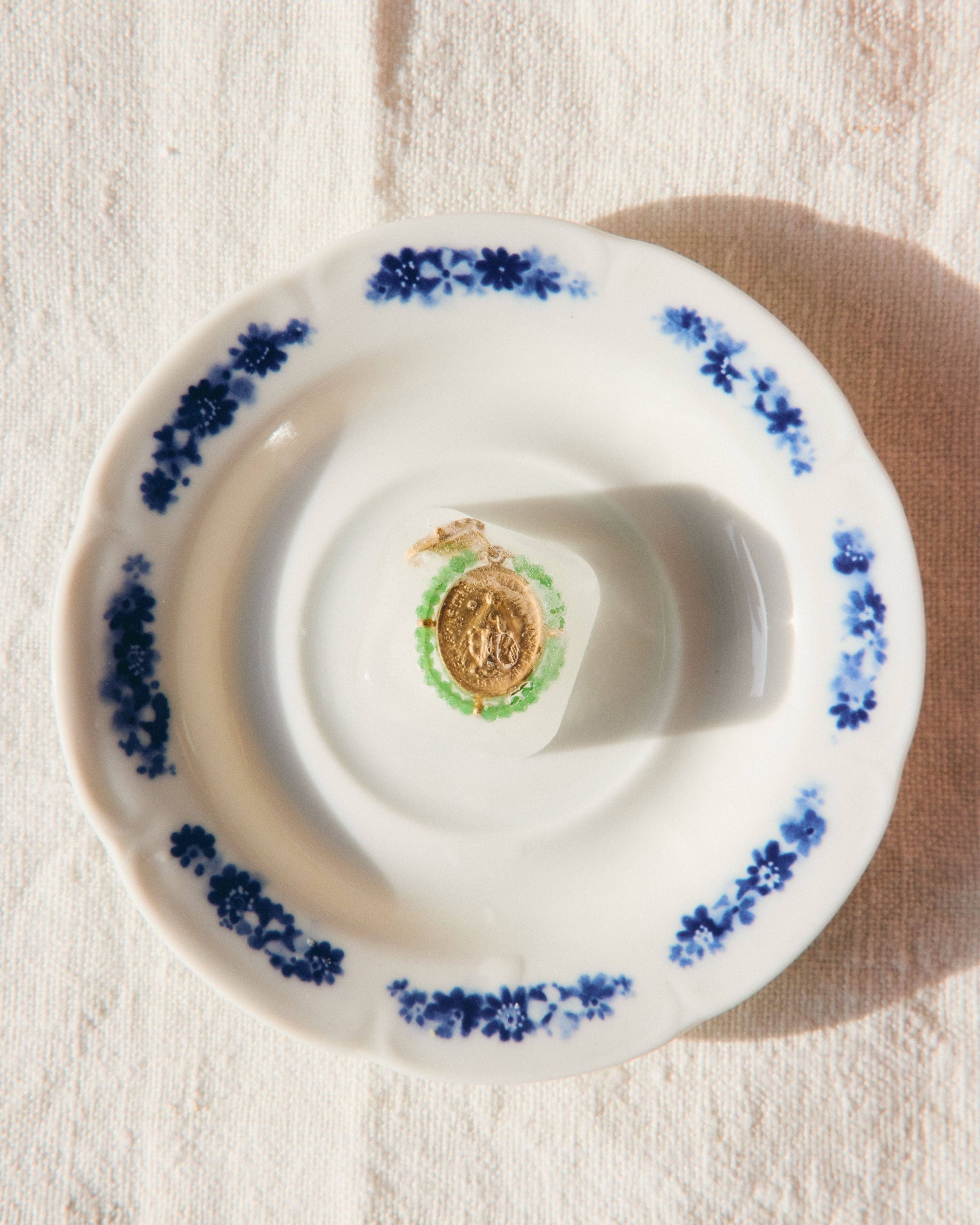 Santa Maria — Charm Emerald