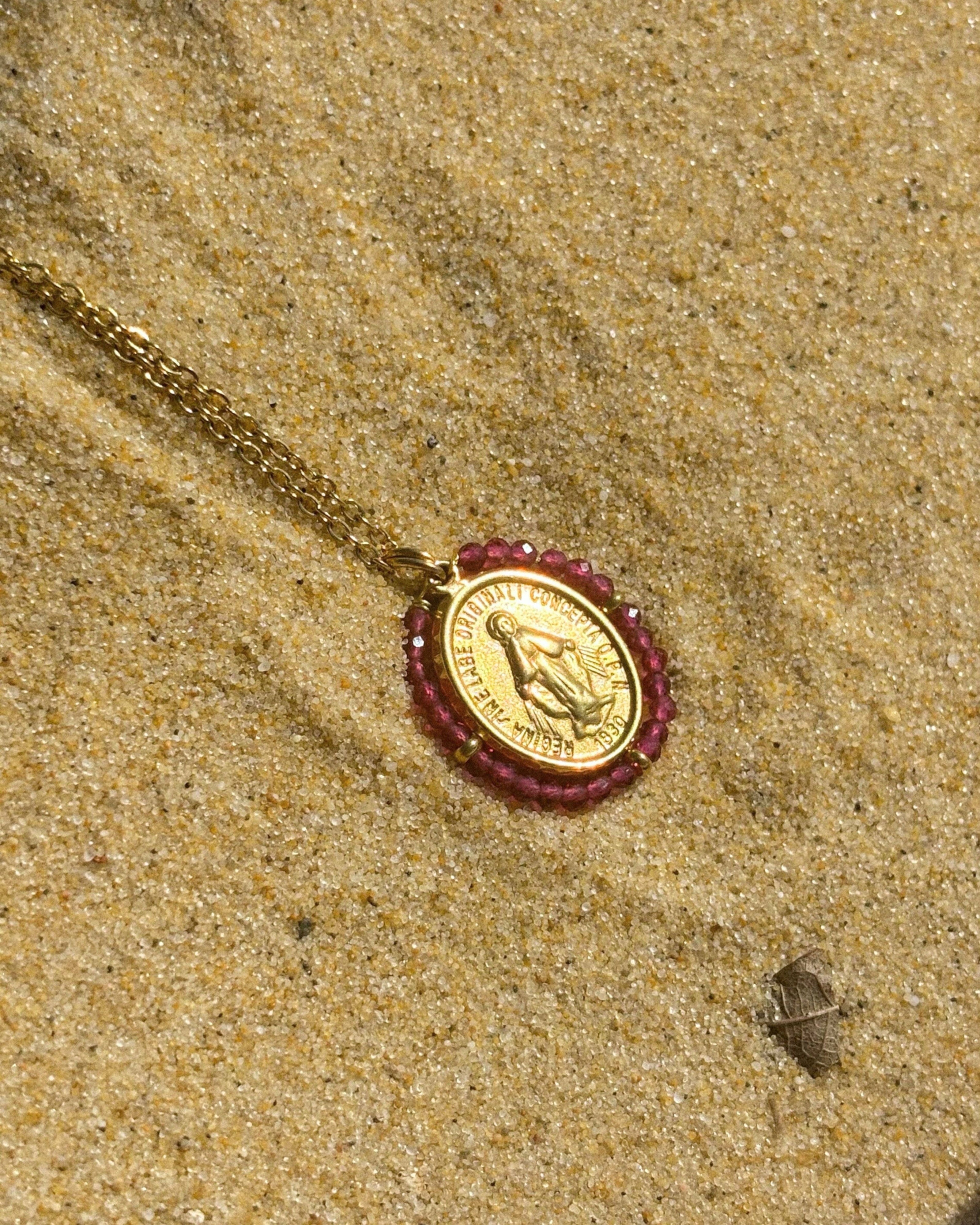 Santa Maria — Necklace Grenat