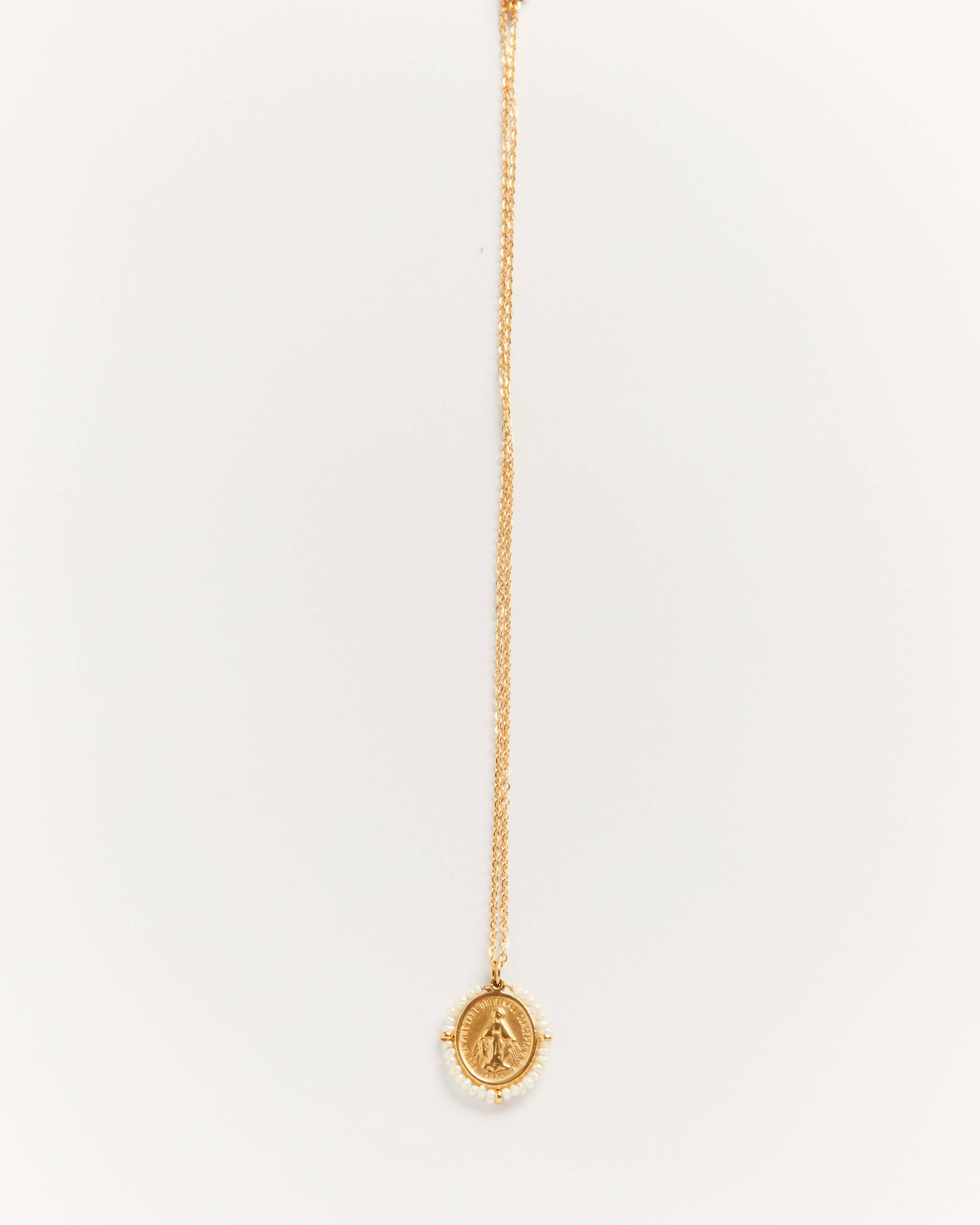 Santa Maria Bora Bora — golden medal necklace with stones