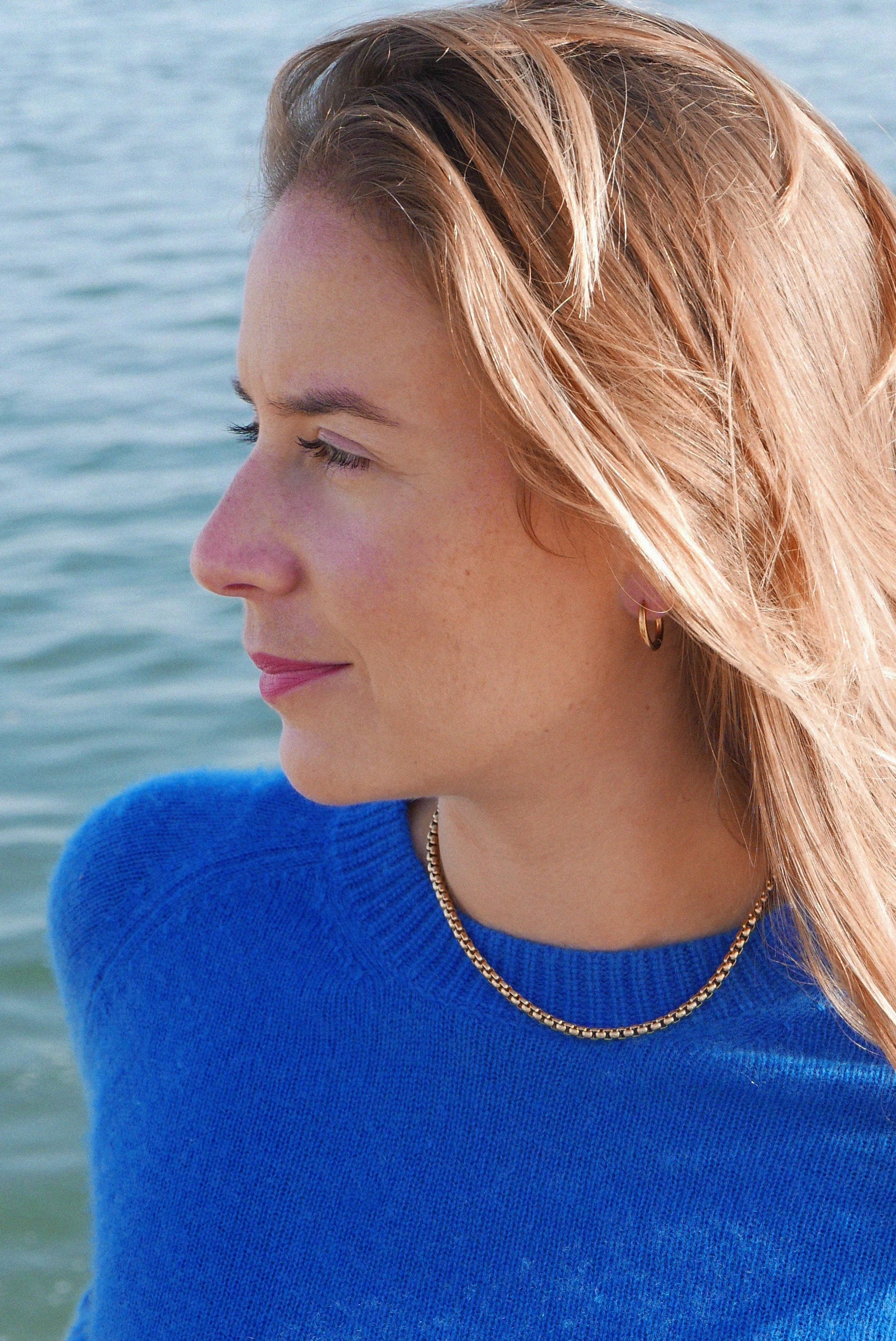 Ana Choker — short chain necklace in gold stainless steel