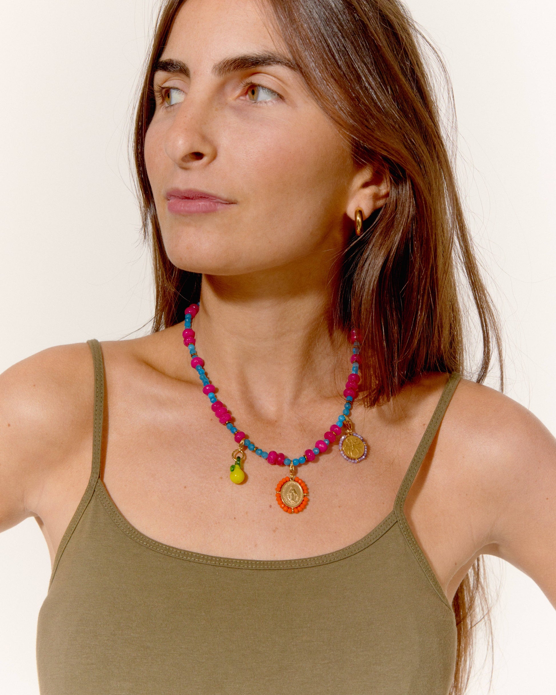 FAIRE Colorful choker and delightful charm
