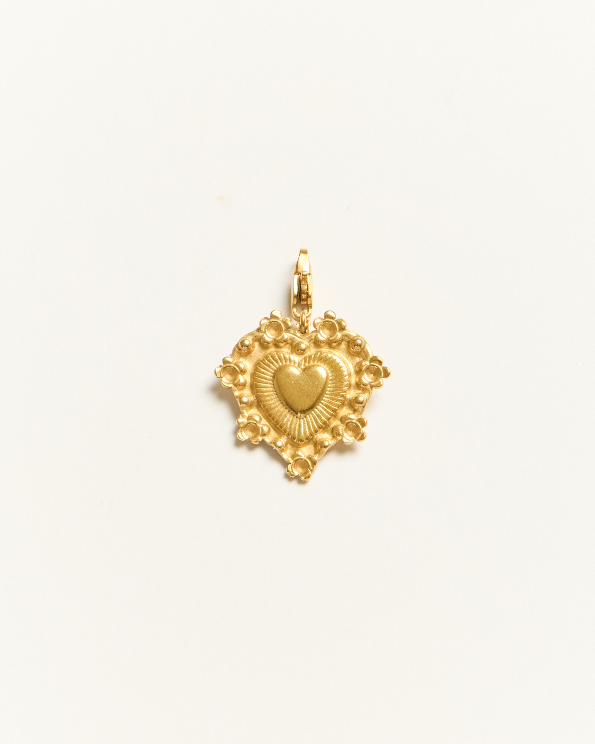Alma — Charm