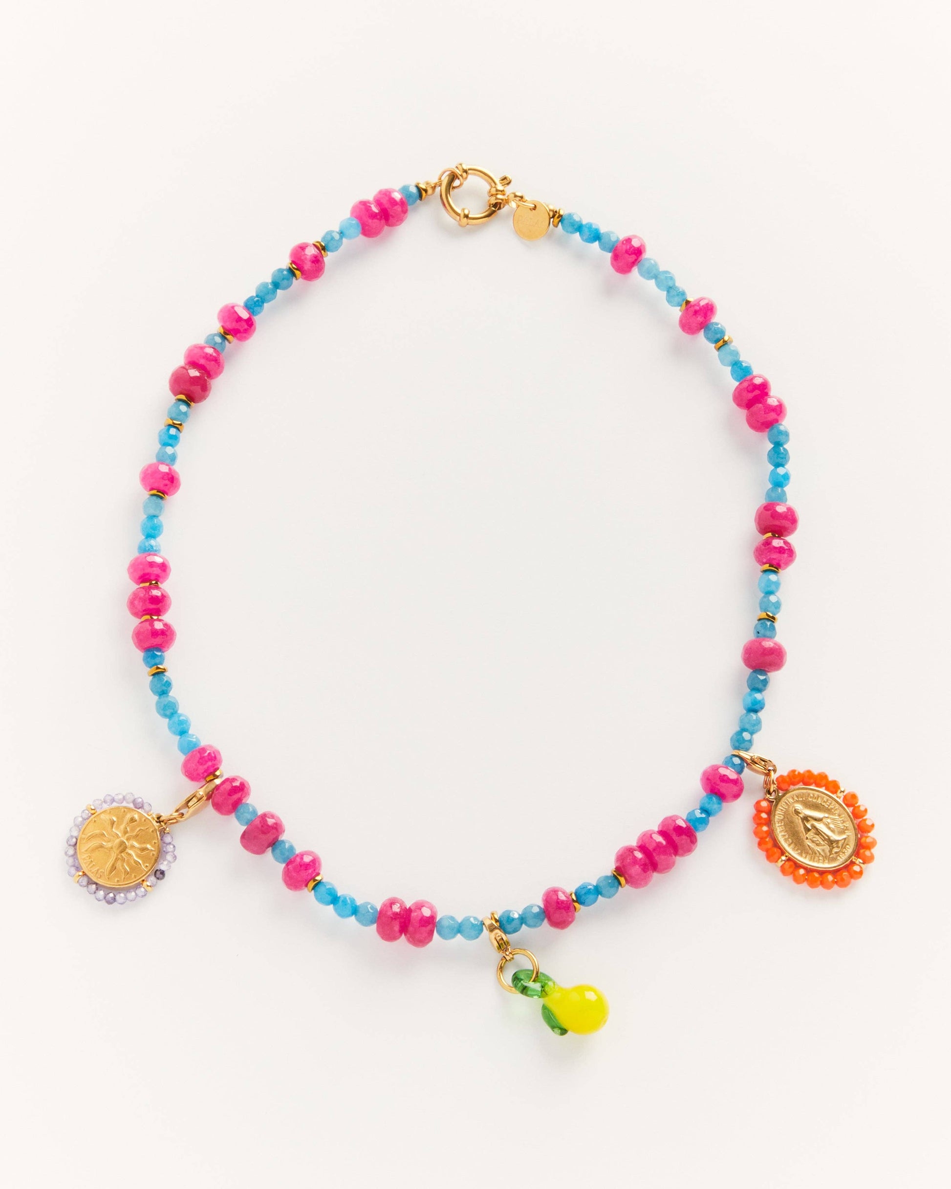 FAIRE Colorful choker and delightful charm