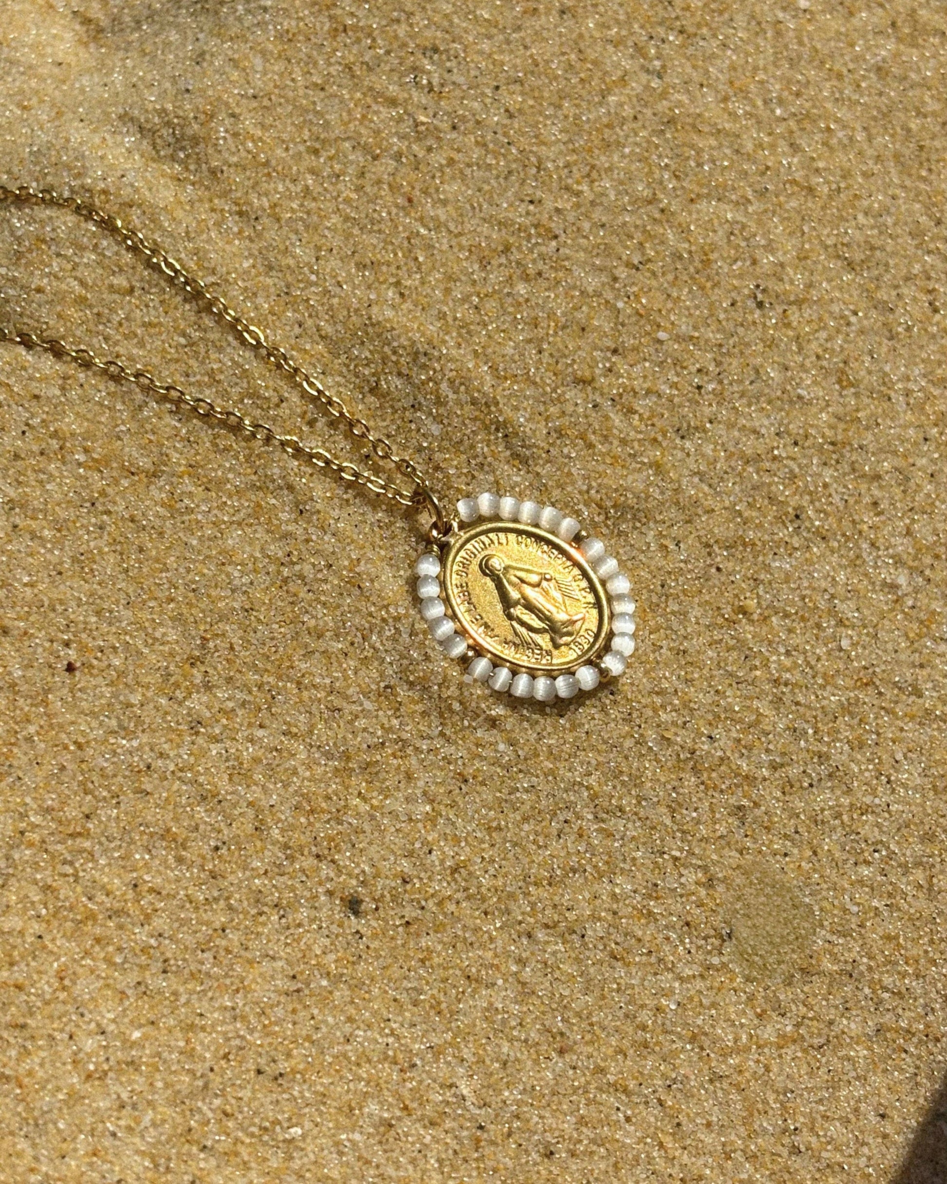 Santa Maria Precious — Necklace White