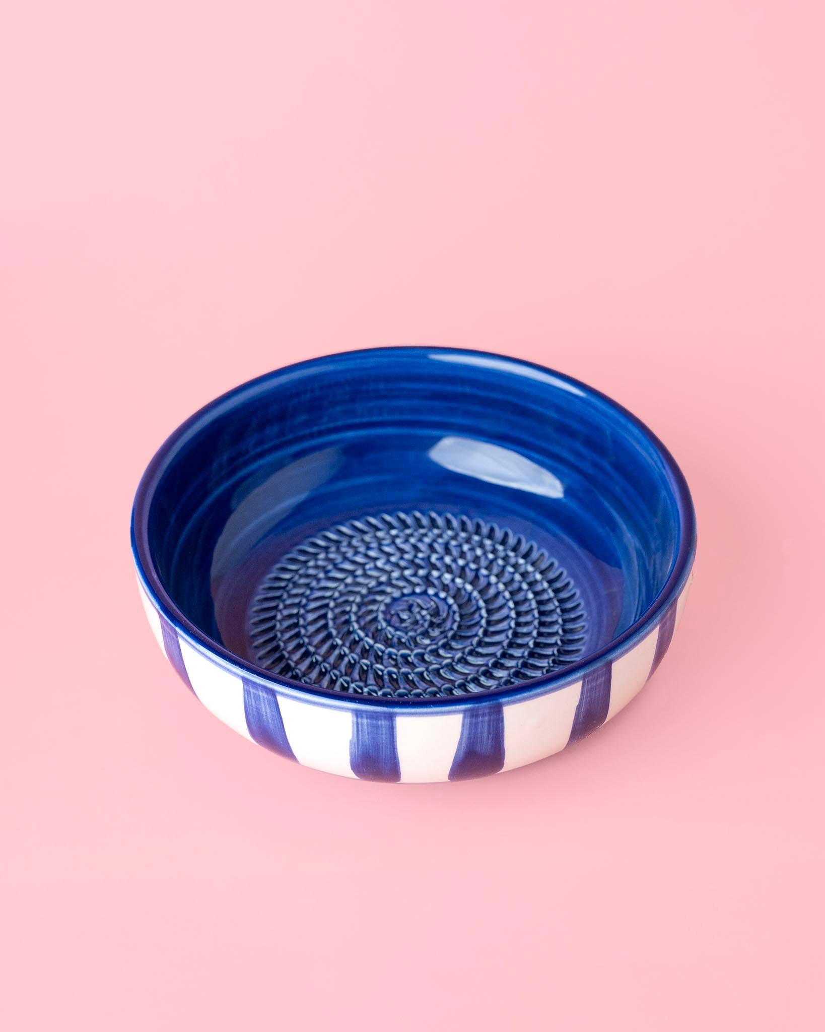 Medium Ceramic Garlic Grater Bowl — Costa Azul