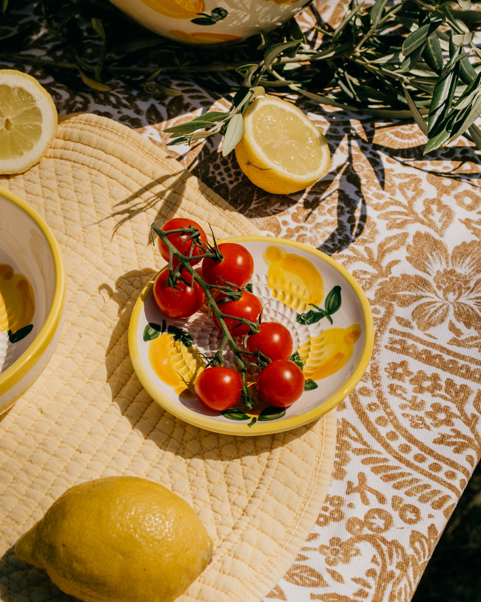 Small Ceramic Garlic Grater Plate — Limone