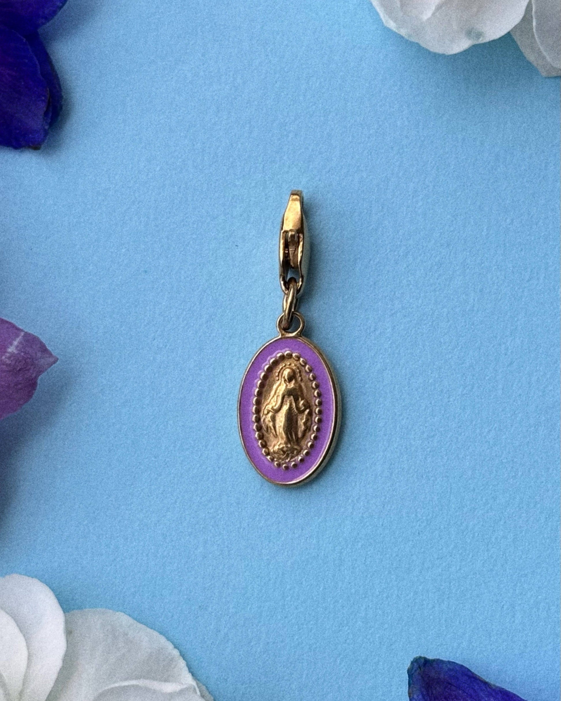 Madonne Enamelled — Charms 4 colors