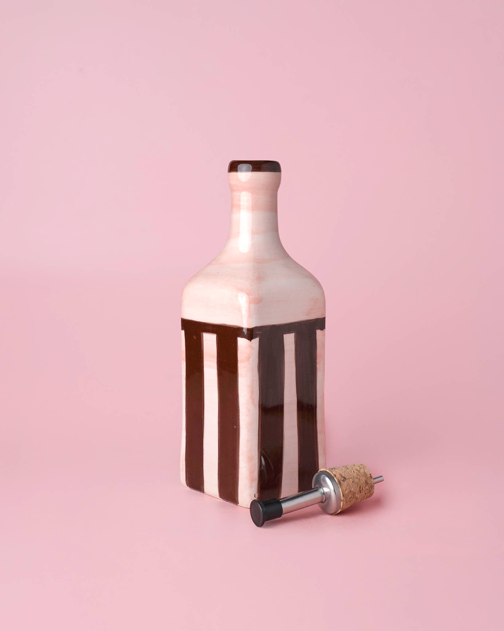 Ceramic Olive Oil Dispenser 475 ml — Chocolate
